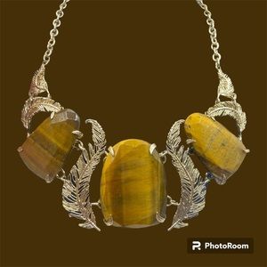 EUC Kendra Scott Brown Tigers Eye Statement Necklace in Gold